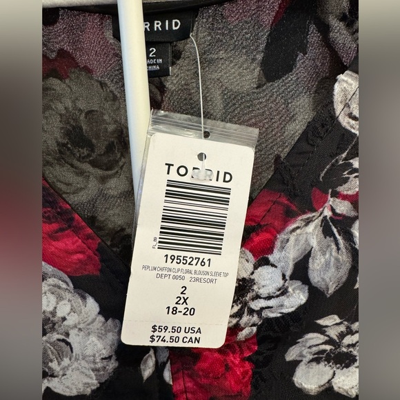 Torrid blouse - Picture 12 of 12